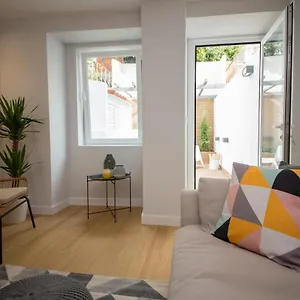 Designer In One Of Lisbon's Trendiest Quarters Apartment